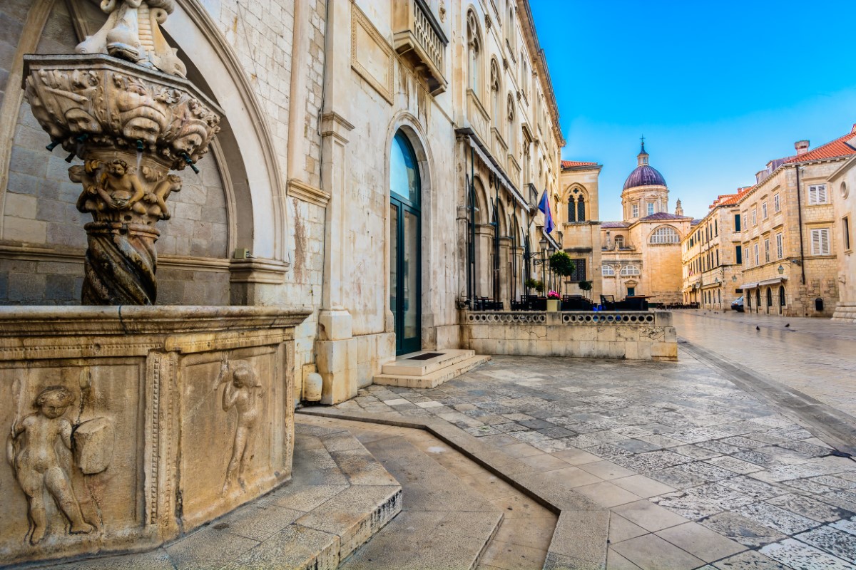 Old,Historic,Street,In,City,Center,Of,Famous,Town,Dubrovnik,