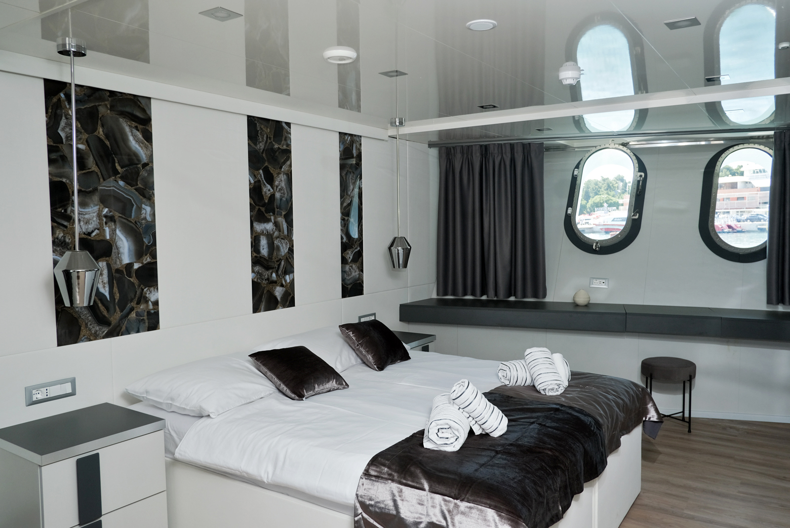 Aurelia Croatia cruise ship Cabin