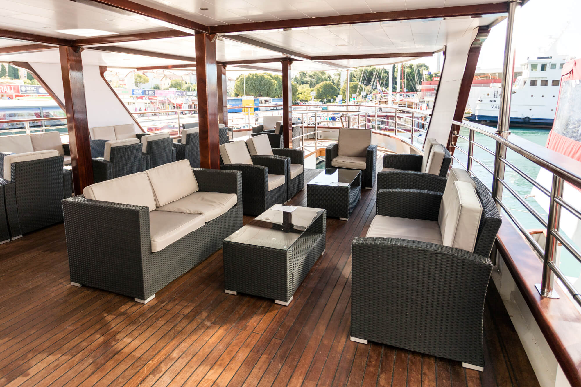 Stella Maris Croatia cruise ship lounge