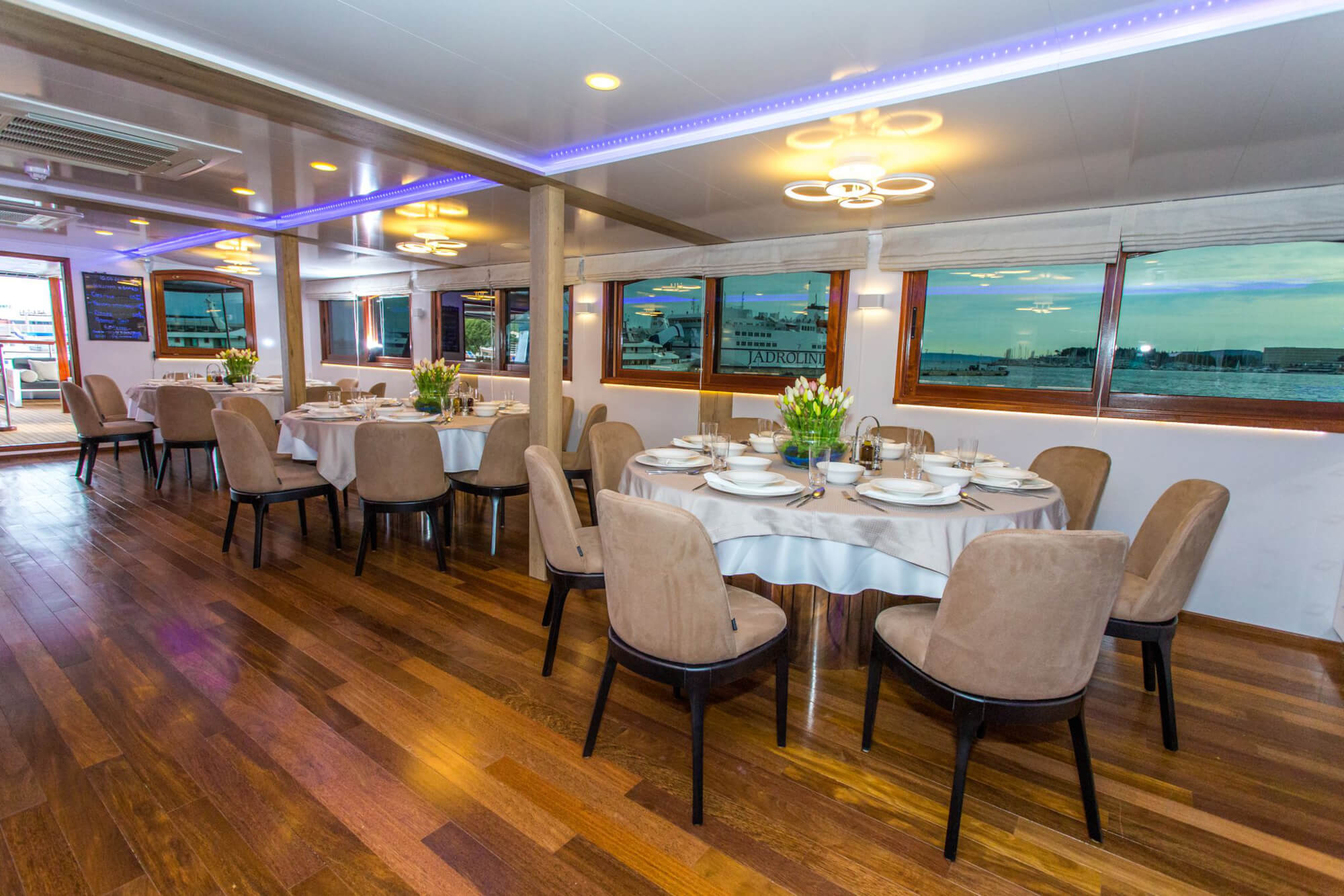 Aquamarine Croatia cruise ship saloon