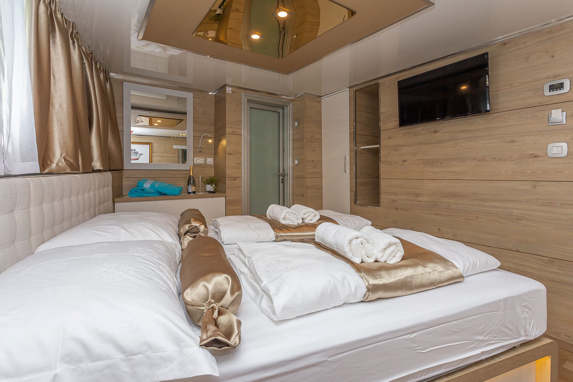 Lastavica Croatia Cruise Ship cabin-15-resize