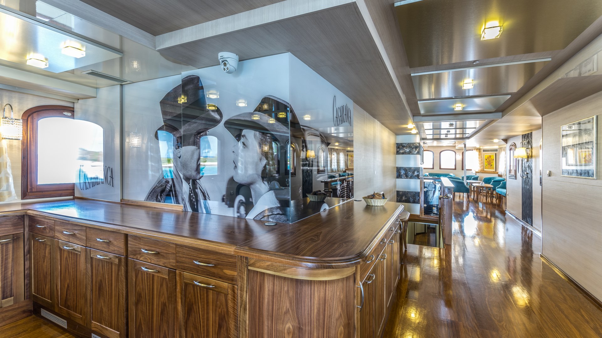 Casablanca boat buffet