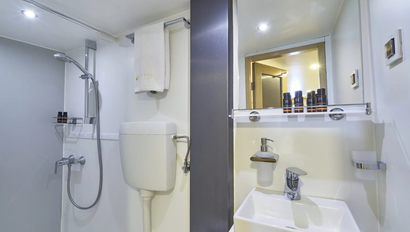 MS ROMANCA yacht a bathroom in an ensuite cabin