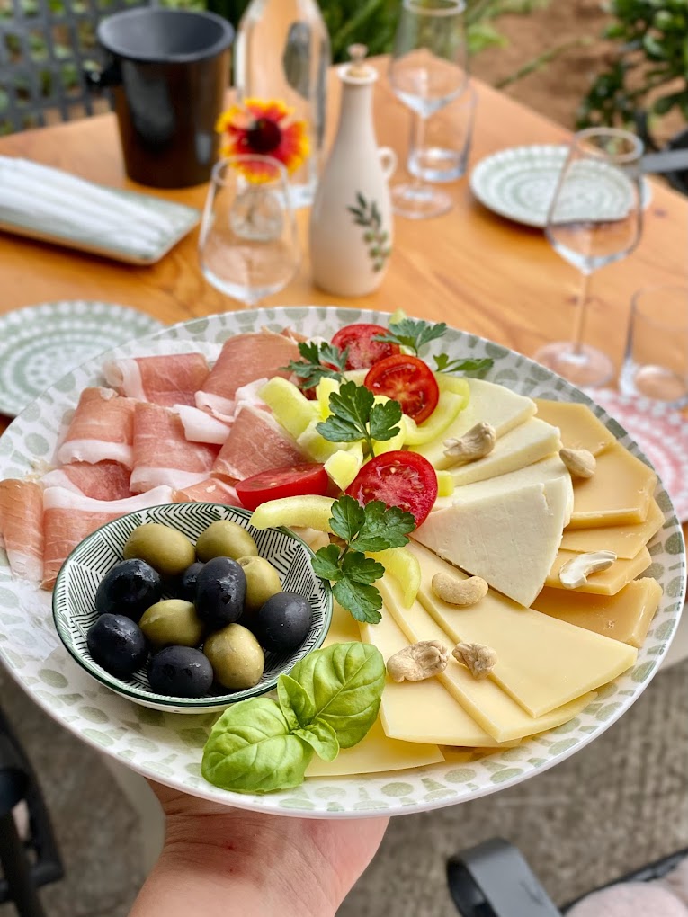 Fine food on a plate.